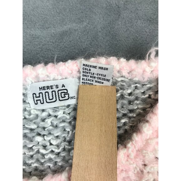 VTG Here's a Hug Acrylic Sweater Womens L Pink Gray Graphic Made in Hong Kong - Picture 3 of 6